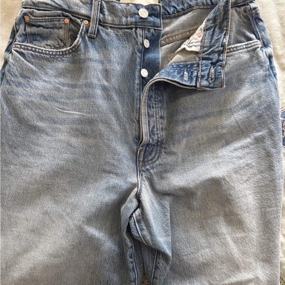 MOTHER Fangirl Button Skimp Cuff Women’s High-Waist BarrelJeans NWOT - Picture 5 of 9